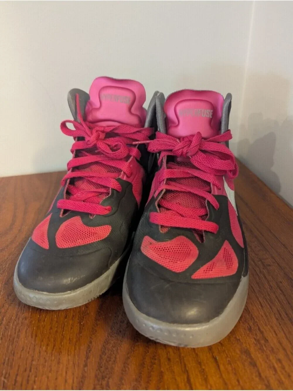 Girls Nike Zoom Hyperfuse Basketball/Fashion Sneaker Size 4 Youth Pink & Gray